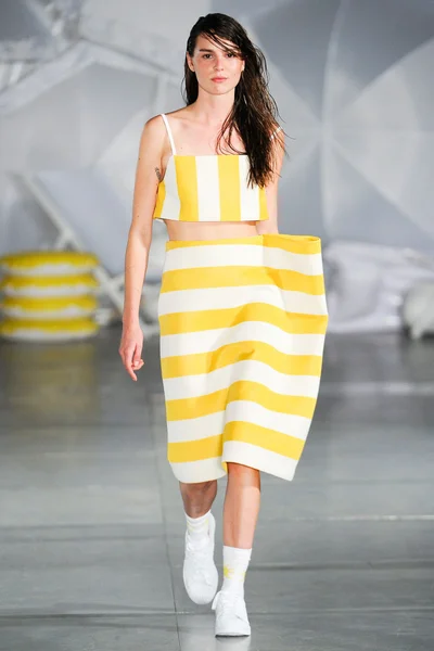 Look 23
